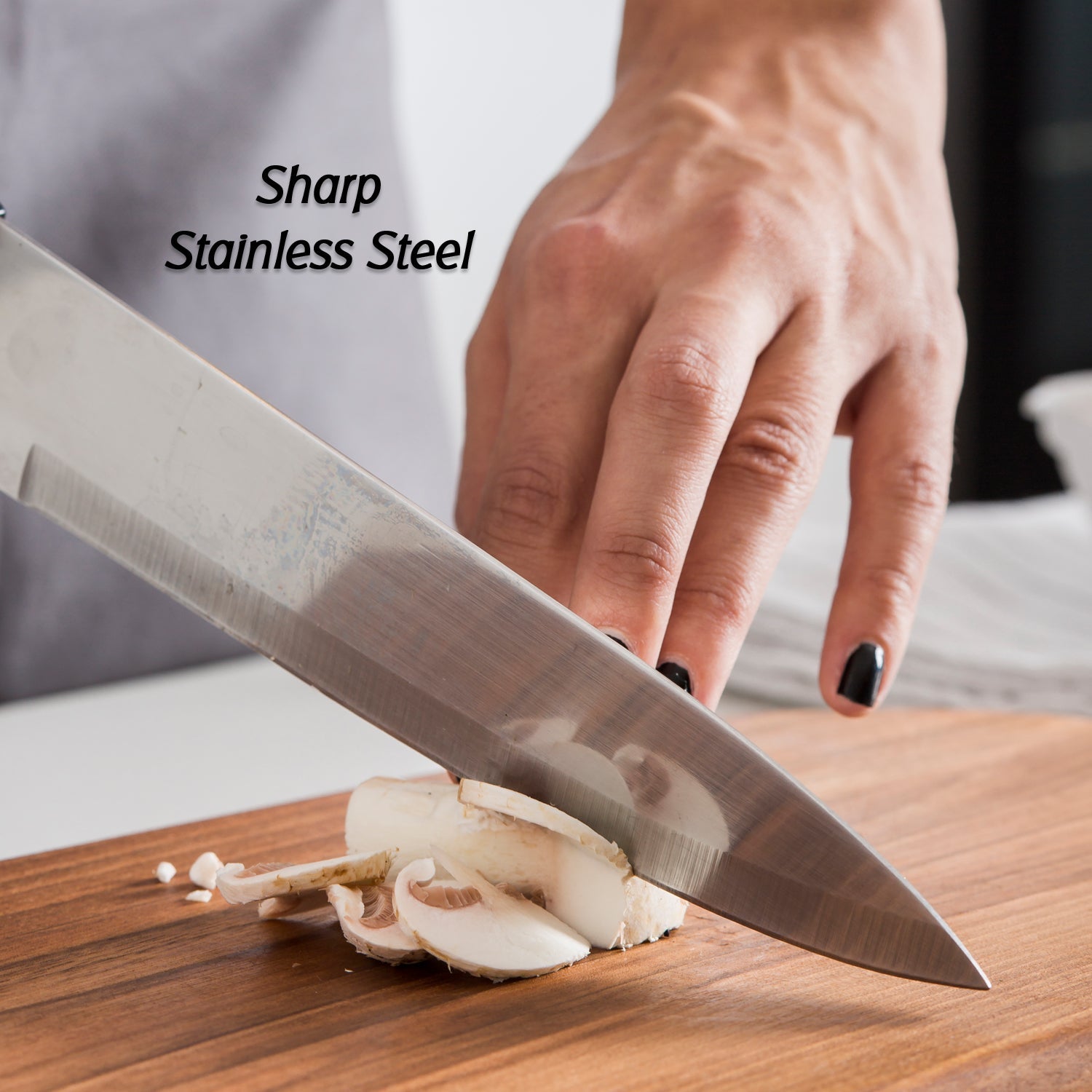 High-quality stainless steel kitchen knives set, 5 pieces. High-quality stainless steel kitchen knives set, 5 pieces.